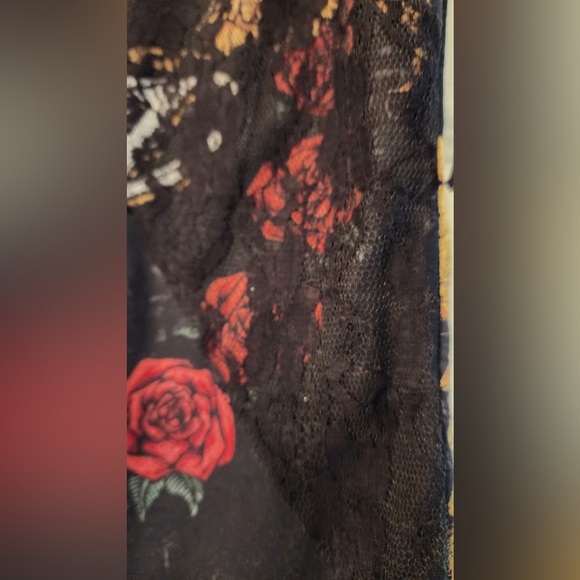 Affliction Women's NIGHTRAIN Guns N Roses Tank Top in Black size Small - Picture 7 of 9